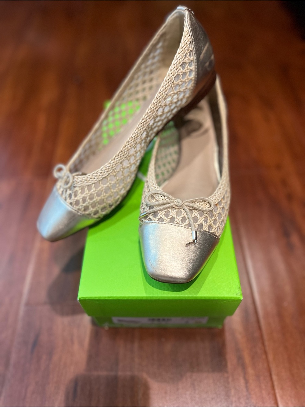 Sam Edelman May gold/Jude woven flat. 8M
